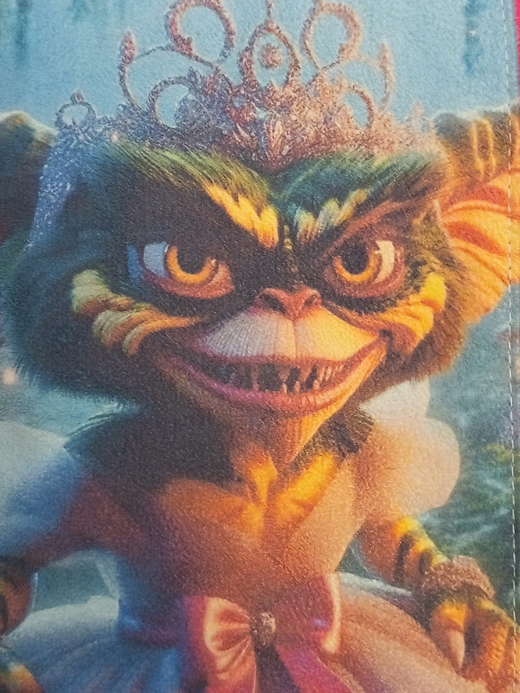 ✨ Pochette illustrée – Pièce unique faite main  GREMLINS PRINCESSE
