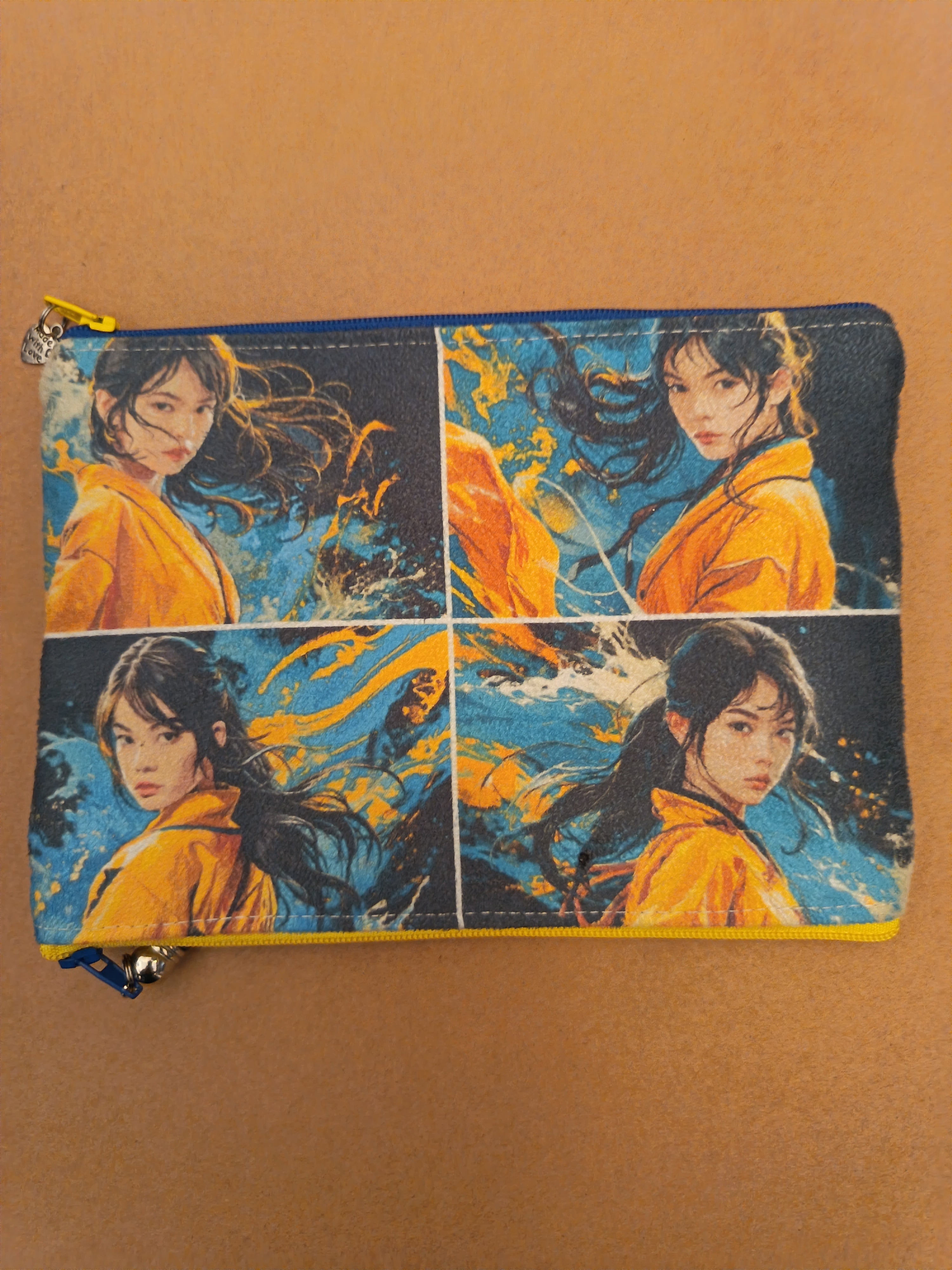 ✨ Pochette illustrée – Pièce unique faite main  ONNA-BUGEISHA